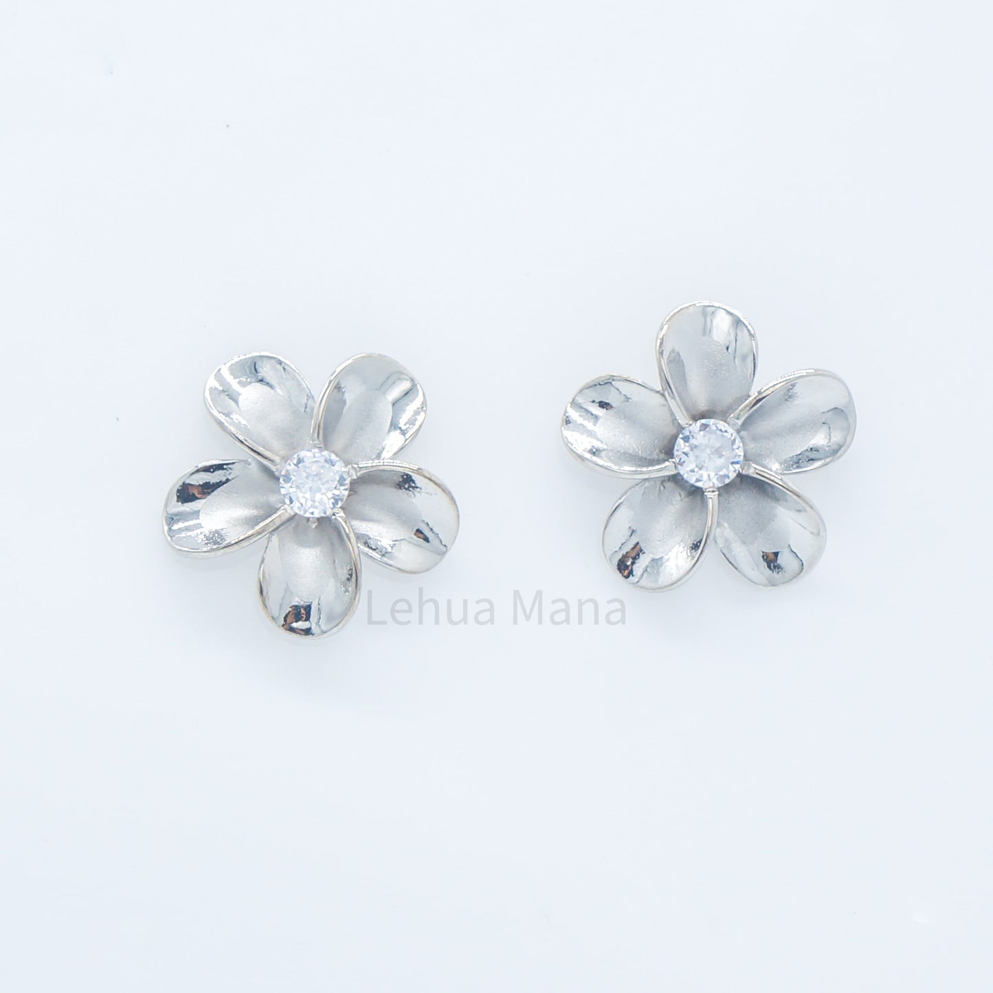 925 Sterling Silver Plumeria Flower Stud Earrings (with Cubic Zirconia)