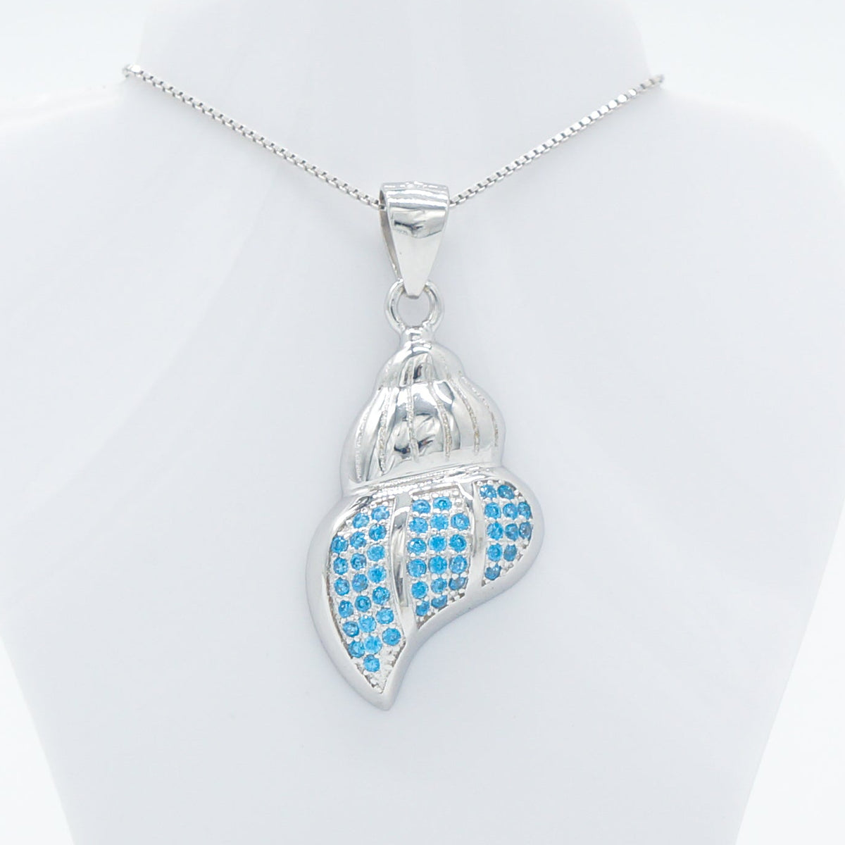 Hawaiian Ocean Seashell Blue Topaz Pavé Pendant Necklace - 925 Sterling Silver