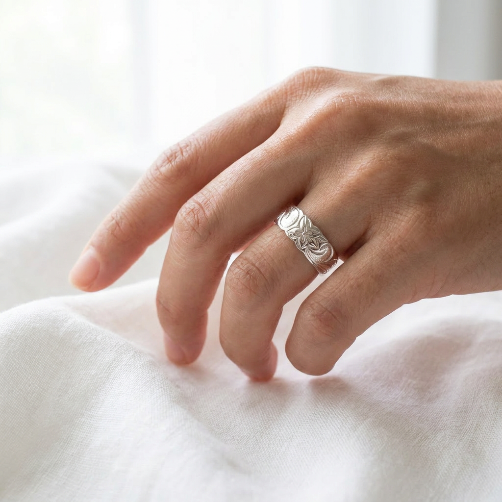 8mm Hawaiian Heirloom Scroll Band Ring - 925 Sterling Silver