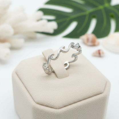 925 Sterling Silver Eternity Hawaiian Ocean Wave Band Ring