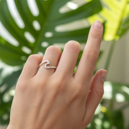 925 Sterling Silver Hawaiian Hammered Line Ocean Wave Band Ring