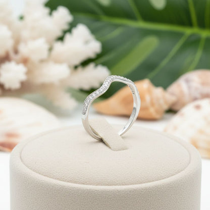 925 Sterling Silver Hawaiian Ocean CZ Line Wave Band Ring